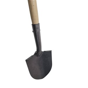 FARM-TUFF Small Round Point Shovel - 48-in Long Handle - Black