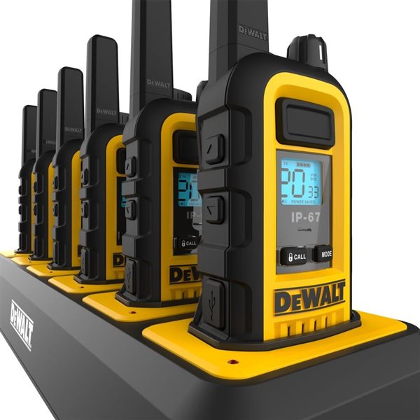 Radios bidirectionnelles robustes DEWALT DXFRS800 avec chargeur à 6 ports