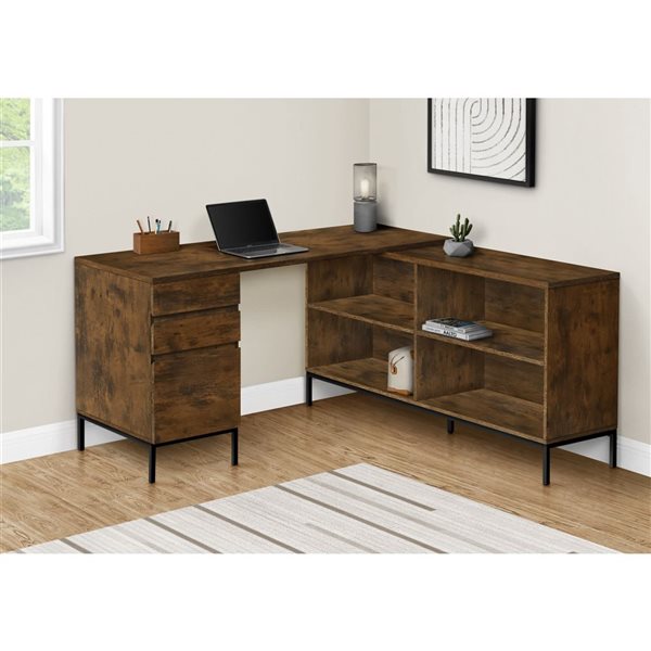 Bureau d'ordinateur de 60 po en forme de L Monarch Specialties en stratifié brun avec tiroirs de rangement et tablettes