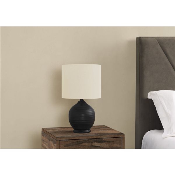 Monarch Specialties 17-in H Cream Fabric Shade and Black Ceramic Base Transitional Table Lamp