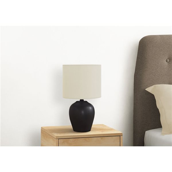 Monarch Specialties 17-in H Ivory Fabric Shade and Black Ceramic Base Transitional Table Lamp