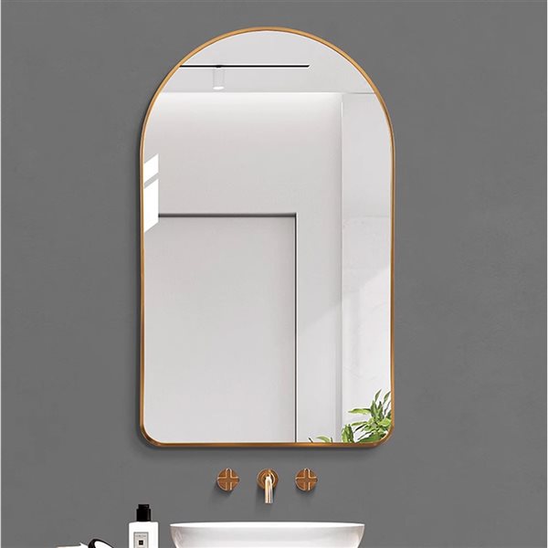 Decor Wonderland Rita 19.5-in Gold Arch Bathroom Mirror