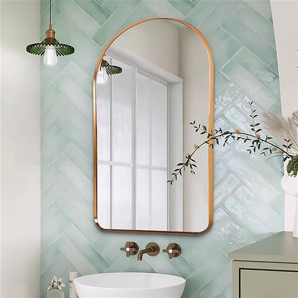 Decor Wonderland Rita 19.5-in Gold Arch Bathroom Mirror