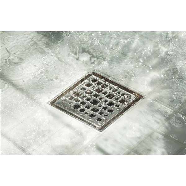 Drain de douche en ABS AlinO avec grille et carrelage en acier inoxydable chromé 4 x 4 po