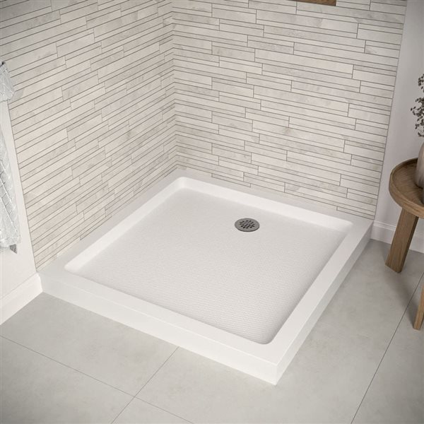 Base de douche d'angle Streamline en acrylique 36 po x 36 po blanc brillant avec drain à droite et drain ABS inclus