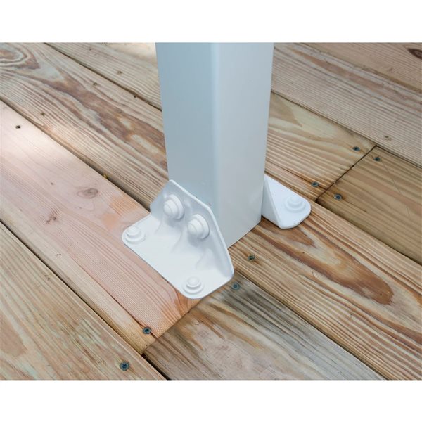 Abri pour patio 10 x 20 pi Olympia de Canopia cadre aluminium blanc et panneaux polycarbonate transparent