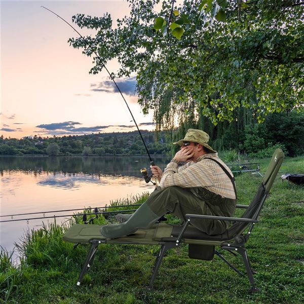 Outsunny Folding Fishing Bed Chair with Reclining Back Footrest Dark Green