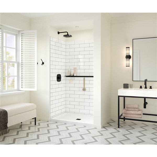 Maax Manhattan 45-in Matte Black Bathroom Shelf