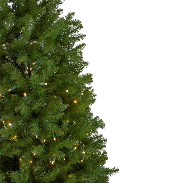 Northlight 9-ft Green Pre-Lit Medium Northern Pine Artificial Christmas Tree with Clear LED Lights