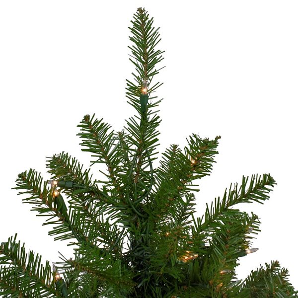 Northlight 7.5-ft Pre-Lit Full Northern Pine Artificial Christmas Tree with Clear Lights