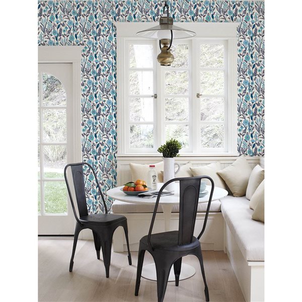 Papier peint pelable et autocollant Blue Jane par NuWallpaper