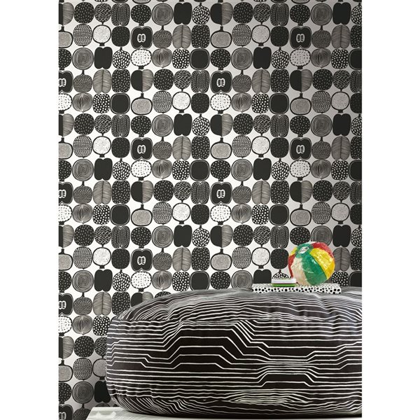 NuWallpaper Black and White Kompotti Peel and Stick Wallpaper