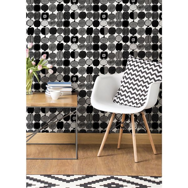 NuWallpaper Black and White Kompotti Peel and Stick Wallpaper