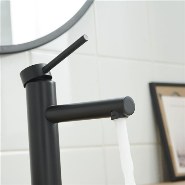 BWE Single Hole Single-Handle Bathroom Sink Faucet in Matte Black