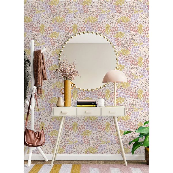 Papier peint autocollant Bouquet de fleurs Multi Chaud par NuWallpaper