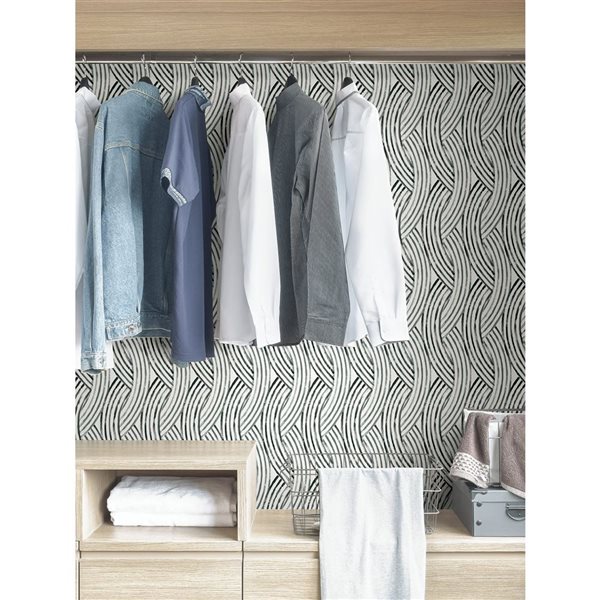 Papier Peint autocollant Meraki par NuWallpaper gris