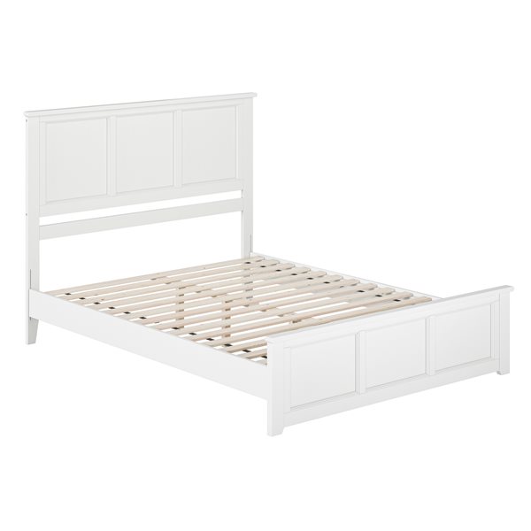Charlotte Queen Solid Wood Low Profile Platform Bed with Matching Footboard in White