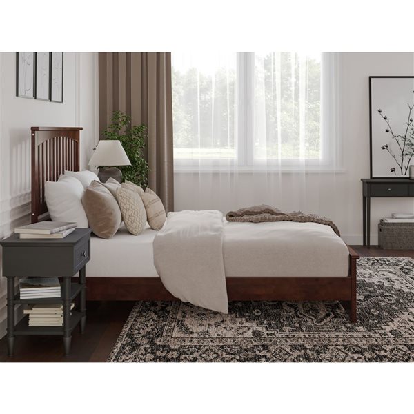 Becket Queen Solid Wood Low Profile Platform Bed with Matching Footboard in White