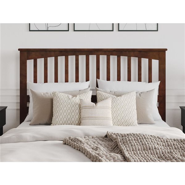 Becket Queen Solid Wood Low Profile Platform Bed with Matching Footboard in White