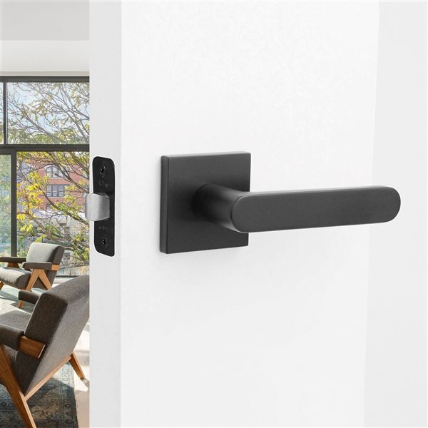 McBowery Chrystie Matte Black Combined Modern Interior Privacy/Passage Right Hand Door Handle