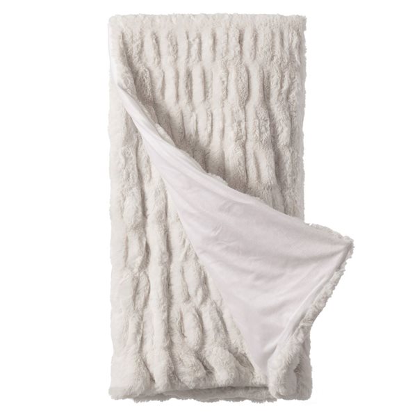 Deerlux 50 x 60-in Decorative Comfortable Ruched Faux Fur Cozy Throw Blanket - White