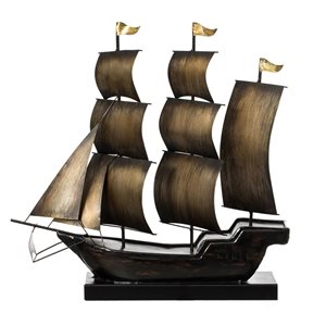 Vintiquewise Nautical Home Decor Metal Sailboat 20 x 5 x 20-in Centerpiece