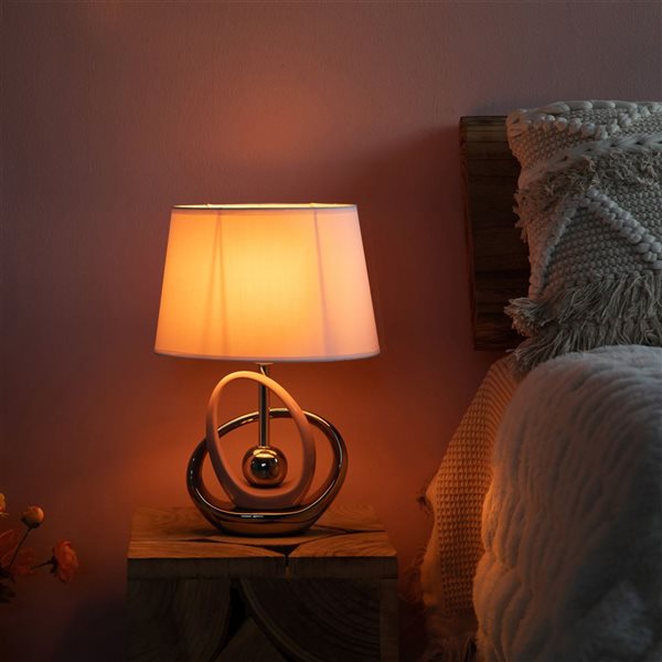 Lampe de chevet en céramique Quickway Imports avec pied circulaire réfléchissant argent et rose et abat-jour blanc 16 po