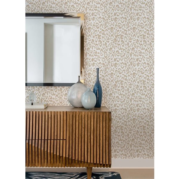 NuWallpaper Marlowe 20.5-in W x 18-ft L Taupe Leopard Pattern Peel and Stick Wallpaper - Covers 30.75 ft²