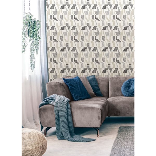 Papier peint géométrique autocollant Lenny de NuWallpaper 20,5 po l. x 18 pi L. taupe/gris, couvre 30,75 pi²