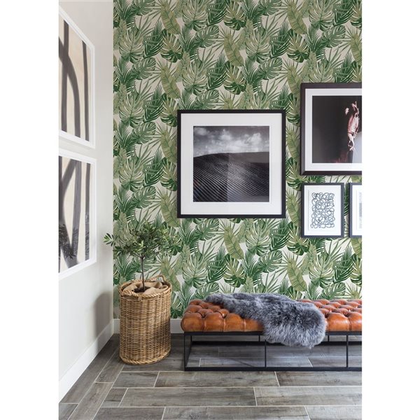 NuWallpaper Palmero 20.5-in W x 18-ft L Green Leaf Pattern Peel and Stick Wallpaper - Covers 30.75 ft²