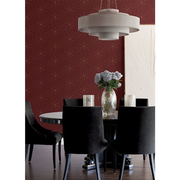 Papier peint autocollant géométrique bourgogne Ramsey de NuWallpaper 20,5 po l. x 18 pi L., couvre 30,75 pi²