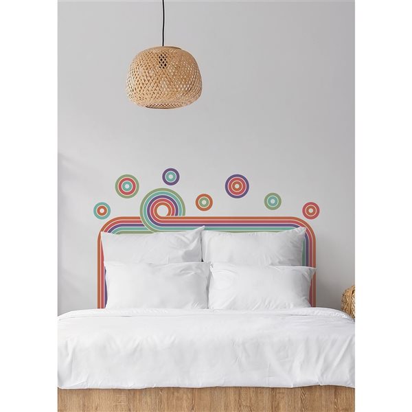 Décalque mural arc-en-ciel rétro de WallPops pour tête de lit 42 po x 76 po