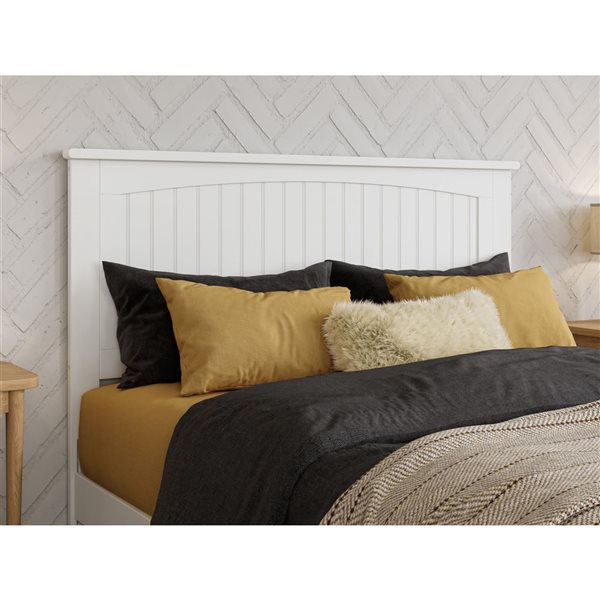 AFI Malta Full Platform Bed with Panel Footboard and Storage Drawers - White