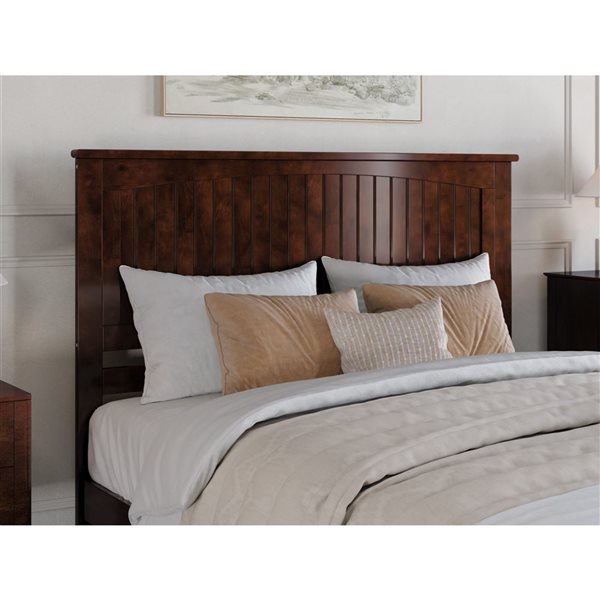 AFI Malta Queen Platform Bed with Panel Footboard and Twin XL Trundle in Walnut