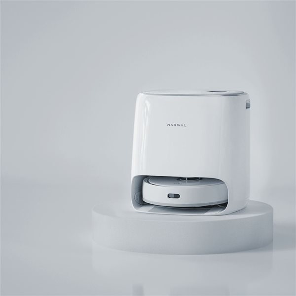 Narwal Freo Robot Vacuum and Mop