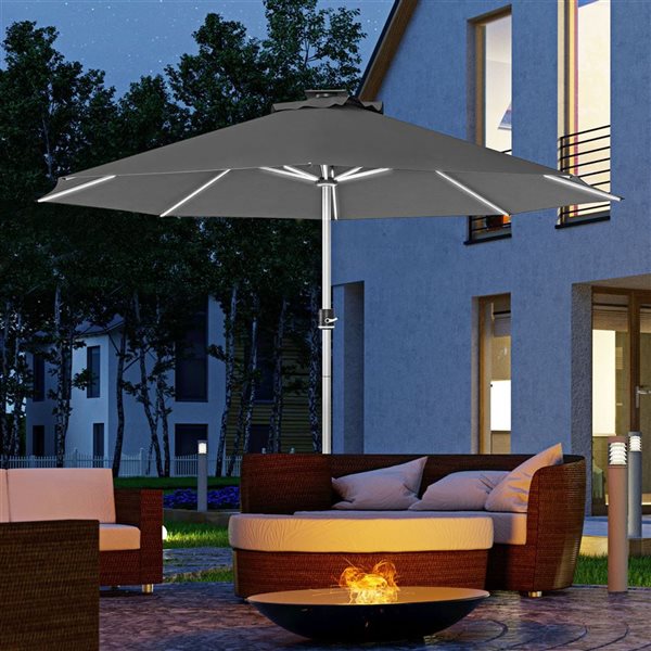 Parasol de patio Outsunny avec charge solaire et USB Type-c