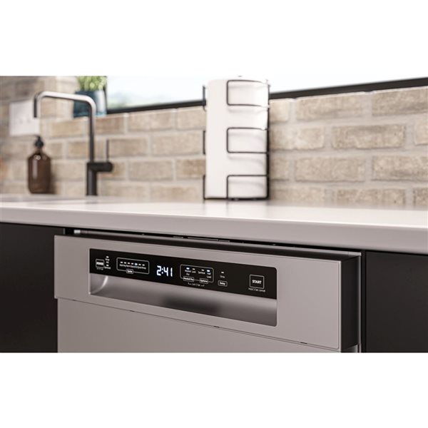 Thor Kitchen 24-in Stainless Steel Front-Control Built-In Dishwasher - 52 dB