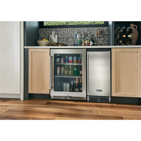 Thor Kitchen 15-in Built-In Ice Maker