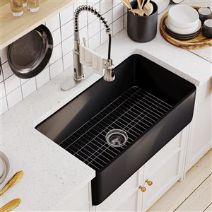 Évier de cuisine en argile réfractaire à cuve unique noir mat Clihome avec grille de drainage, 33 po