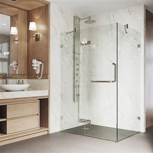 Cabine de douche à charnières sans cadre Monteray de VIGO 30 x 38 x 73 po nickel brossé avec verre transparent et poignée