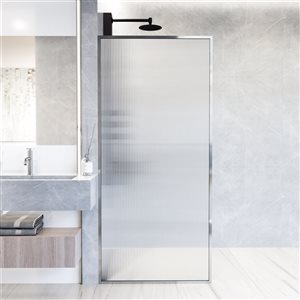 Paroi de douche fixe encadrée Meridian de VIGO 34 po x 74 po en chrome avec verre cannelé