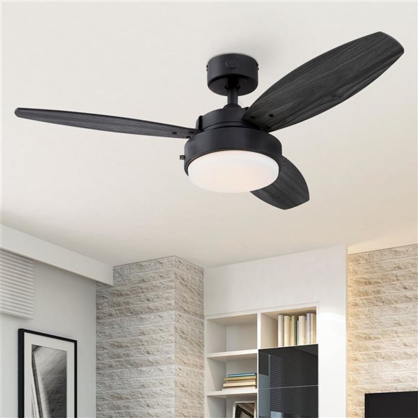 Westinghouse Lighting Alloy 42-in Matte Black Indoor Ceiling Fan with LED Light Fixture