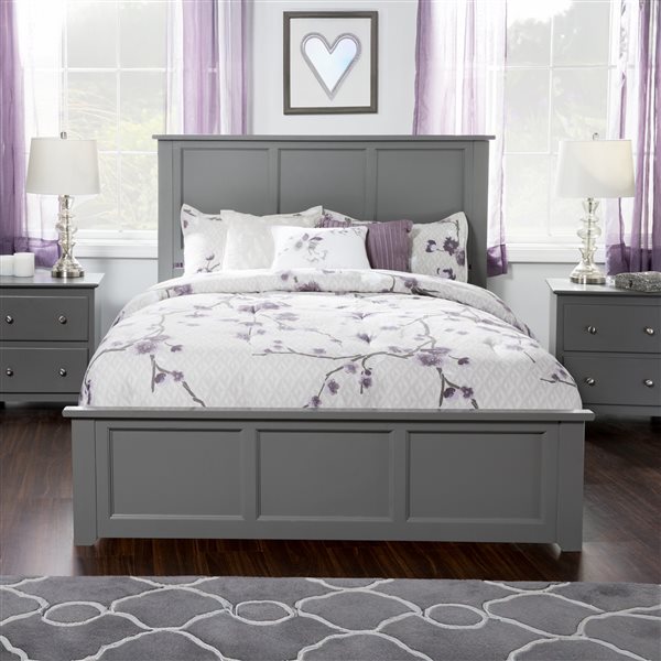 AFI Madison Grey Solid Wood King-Size Low-Profile Platform Bed w/ Matching Footboard and Charging Station