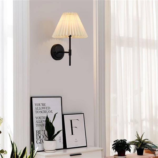 Applique murale à 1 lumière Globe Electric à abat-jour en tissu plissé blanc, noir mat