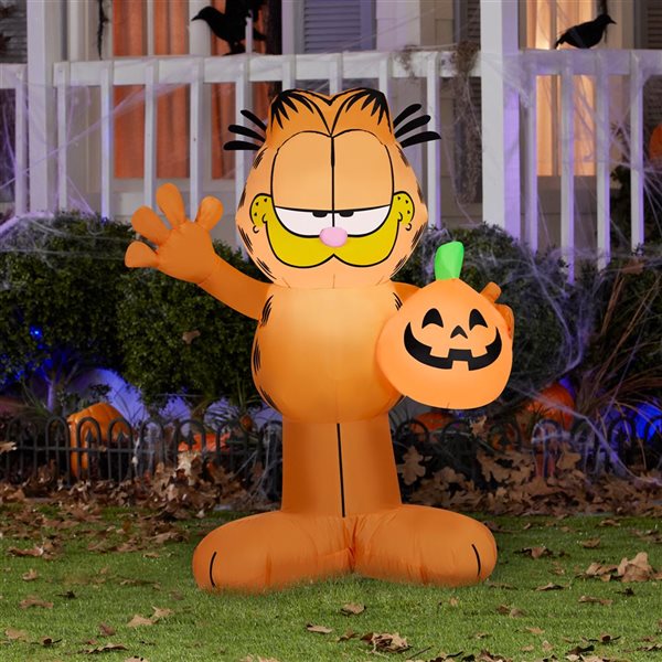 Gonflable d’Halloween avec lumières DEL de Gemmy 42 po h. Garfield avec citrouille-lanterne