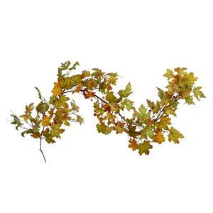 Northlight 5-ft x 6-in Red Leaves and Berries Artificial Unlit Thanksgiving Garland