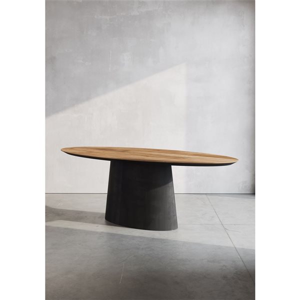 Urban Woodcraft Atelier 98 x 39-in Teak Oval Dining Table