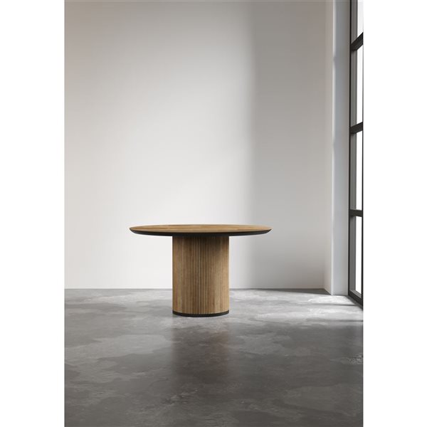 Urban Woodcraft Bolivar 51-in Round Teak Dining Table