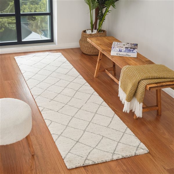 Rug Branch Casa 2 x 8-ft Beige Cream Abstract Boho-Style Indoor Runner Rug