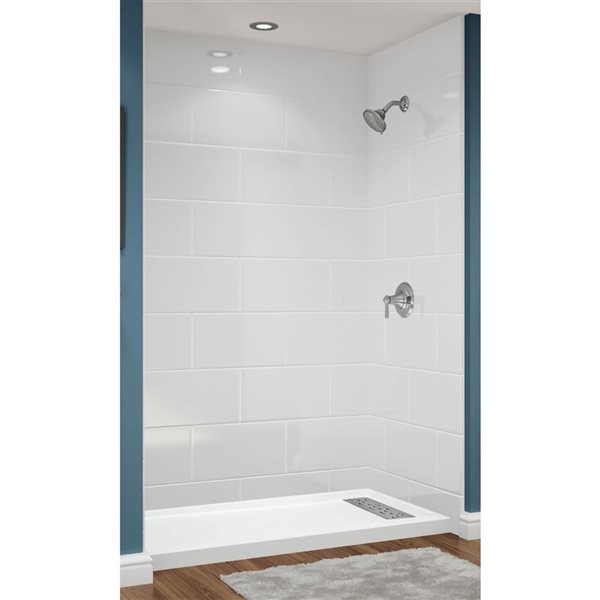 Douche en alcôve acrylique Avora Bath carreaux 11x20 blanc à drain européen centré 60 l. x 36 p. x 96 po h.